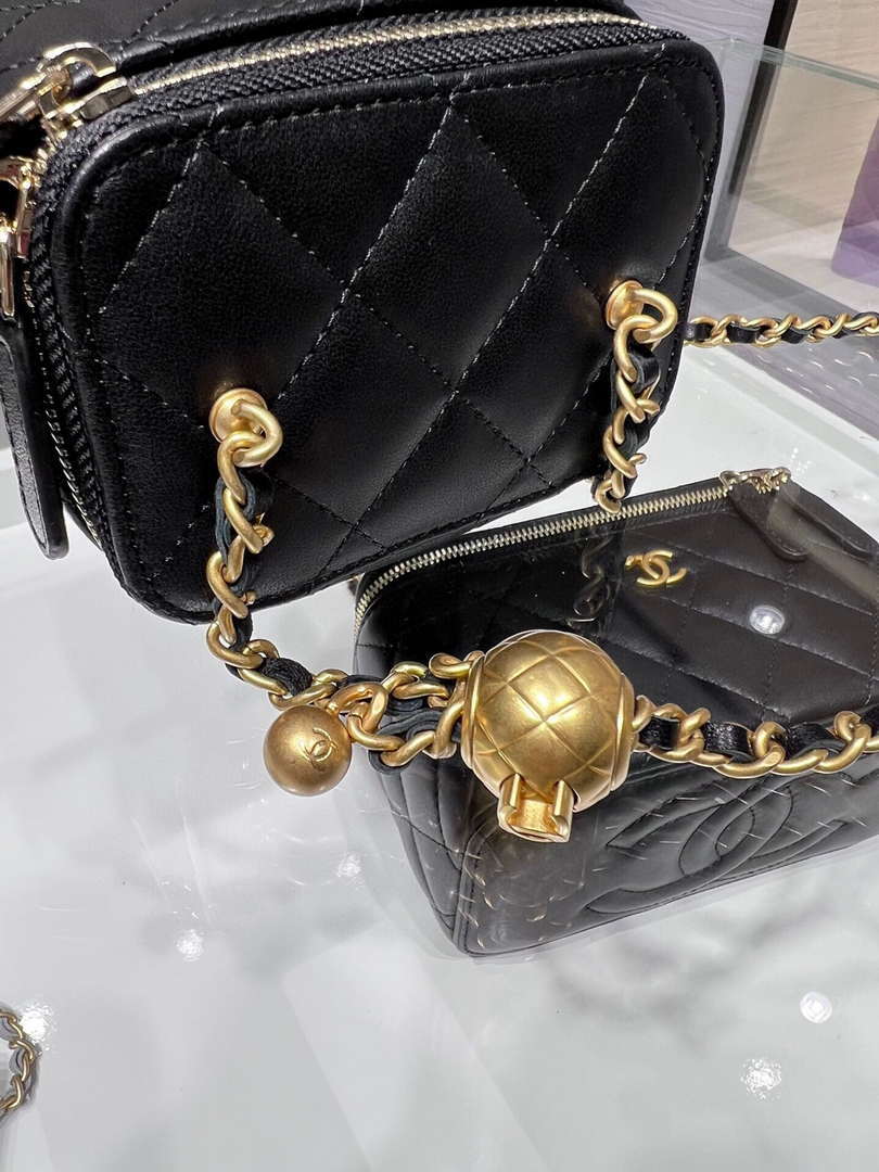 Chanel AP1447 small Vanity with chain lambskin gold Adjustable small gold balls Black