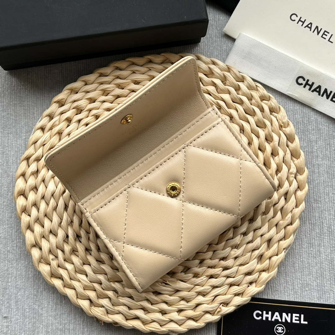 Chanel AP1790 19 flap Card Holder shiny lambskin gold tone ruthenium finish metal Beige - Default Title - View 7