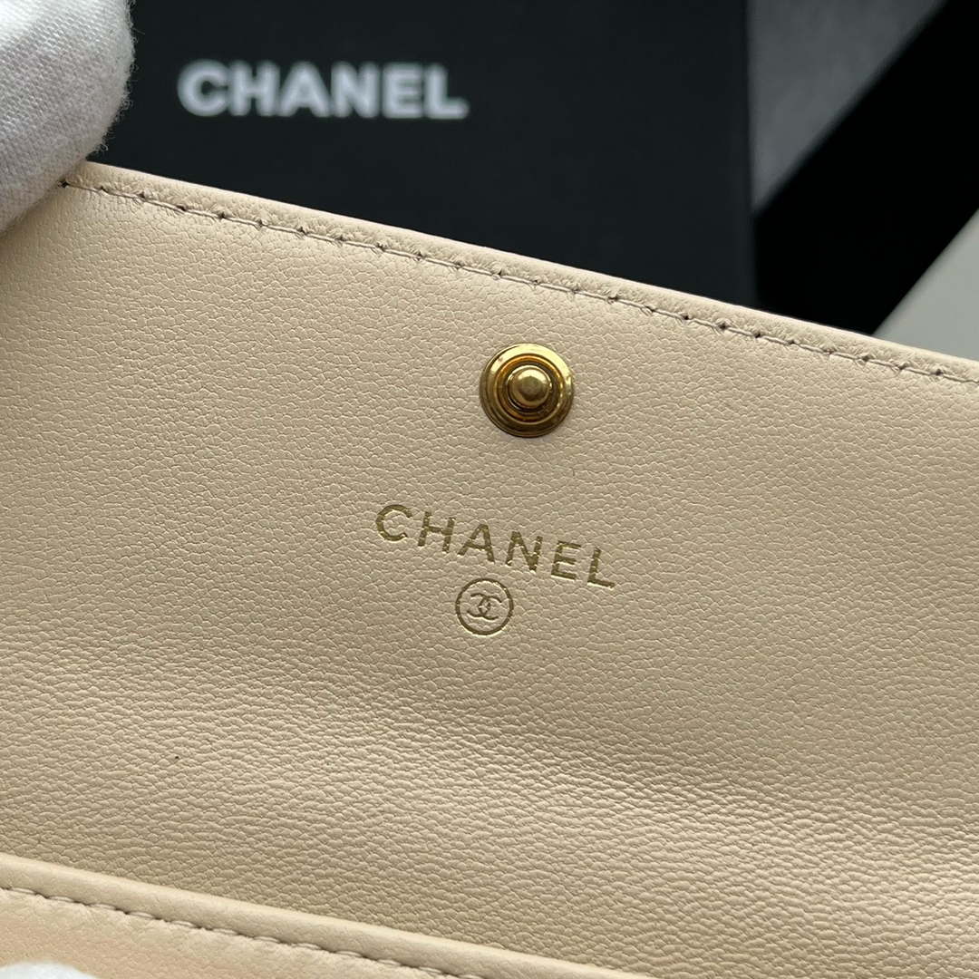 Chanel AP1790 19 flap Card Holder shiny lambskin gold tone ruthenium finish metal Beige