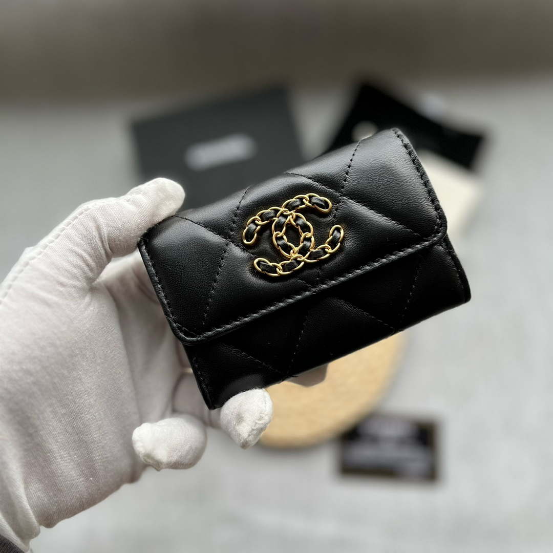 Chanel AP1790 19 flap Card Holder shiny lambskin gold tone ruthenium finish metal Black - Default Title - View 3