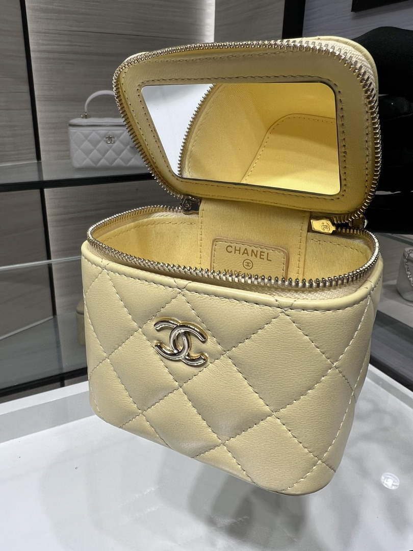 Chanel AP2198 Small Vanity With Chain and Top Handle Bag Lambskin Yellow - Default Title - View 8