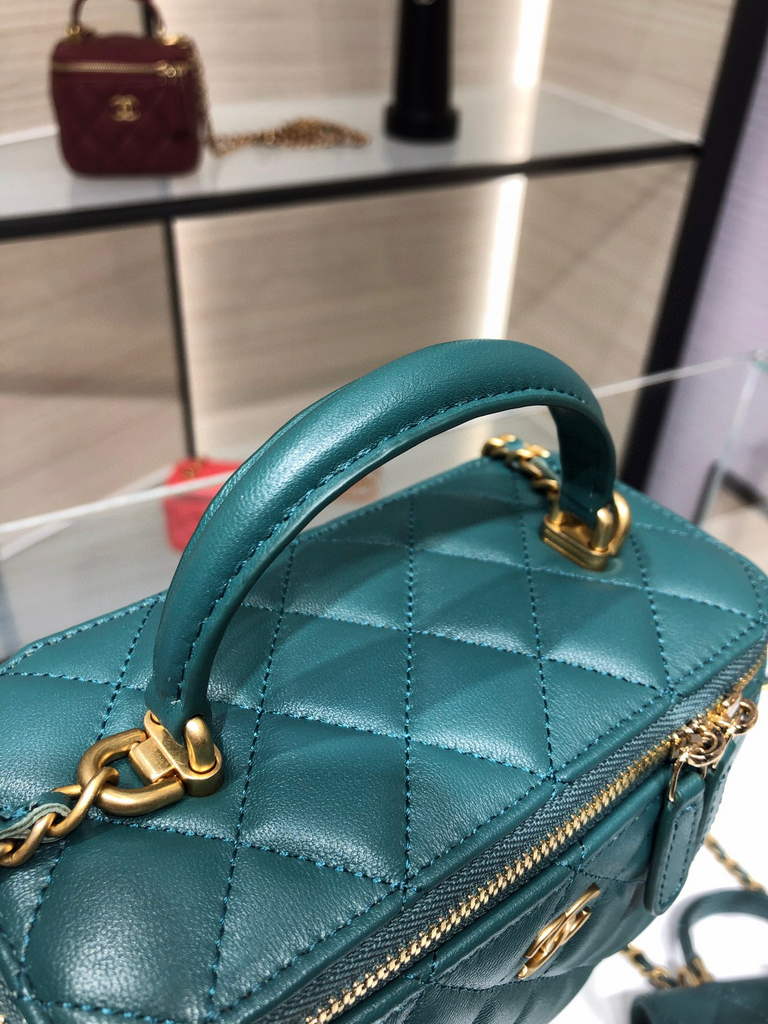 Chanel AP2199 Vanity With Chain Lambskin Gold Tone Green