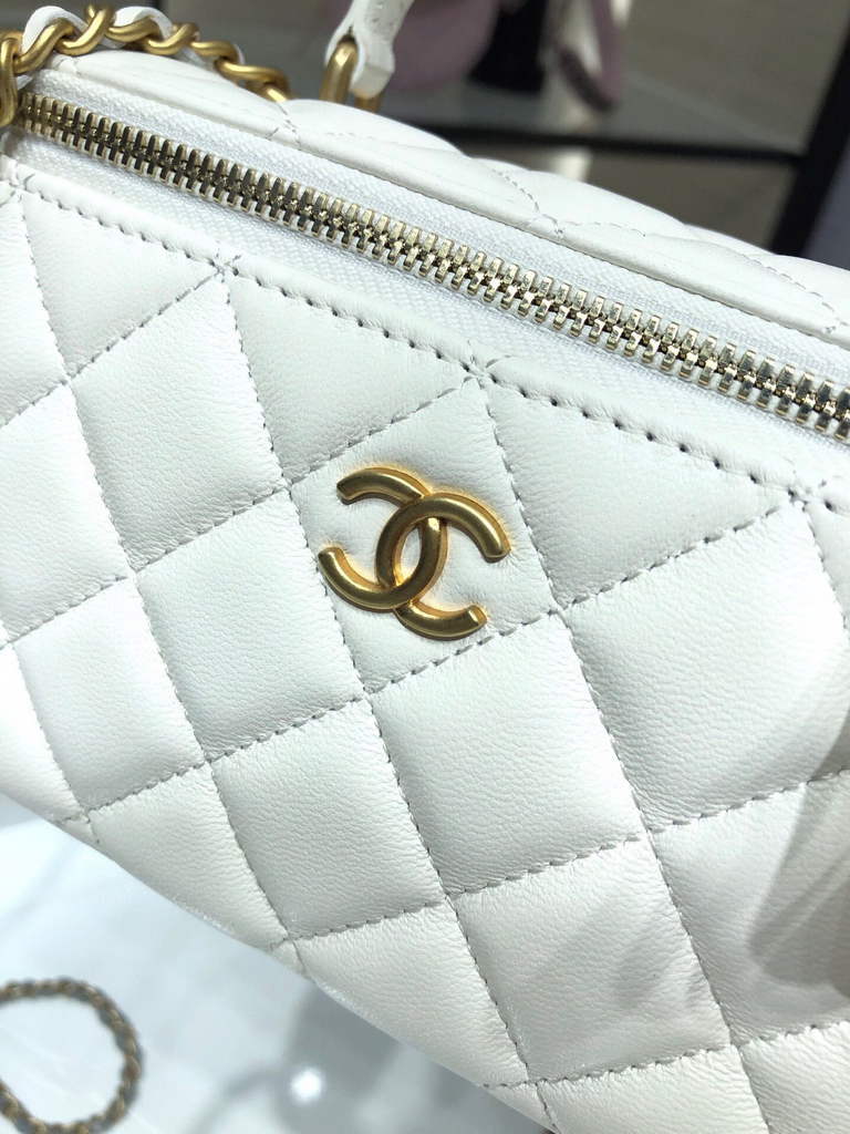 Chanel AP2199 Vanity With Chain Lambskin Gold Tone White