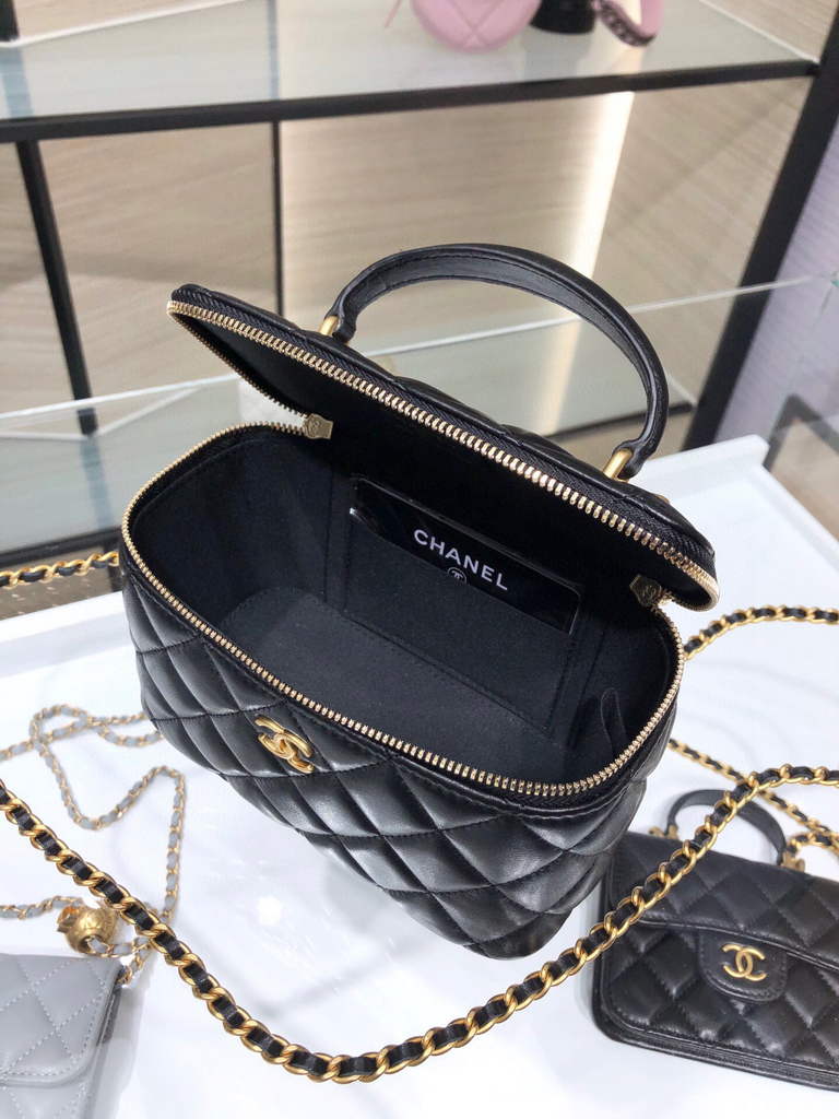Chanel AP2199 Vanity With Chain Lambskin Gold Tone Black