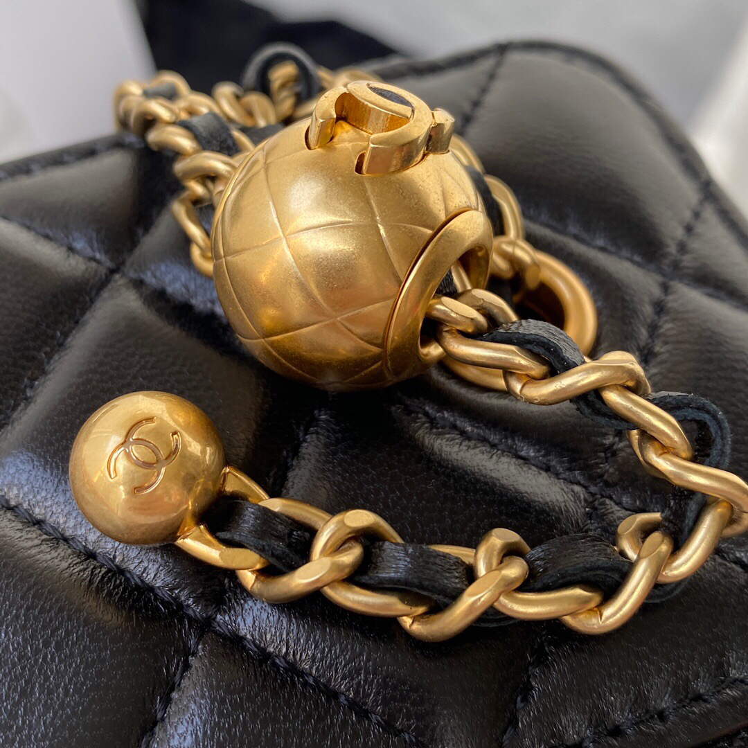 Chanel AP2303 Clutch With Chain in Lambskin Black