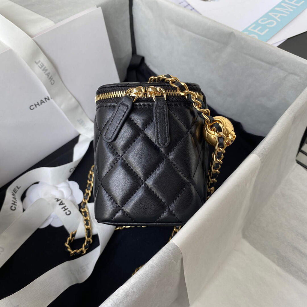 Chanel AP2303 Clutch With Chain in Lambskin Black