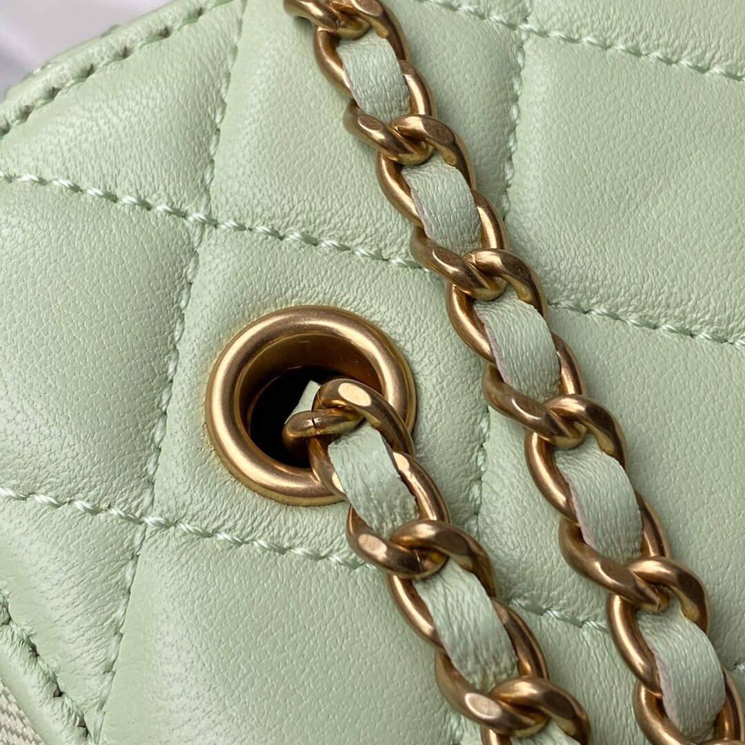 Chanel AP2303 Clutch With Chain in Lambskin Green