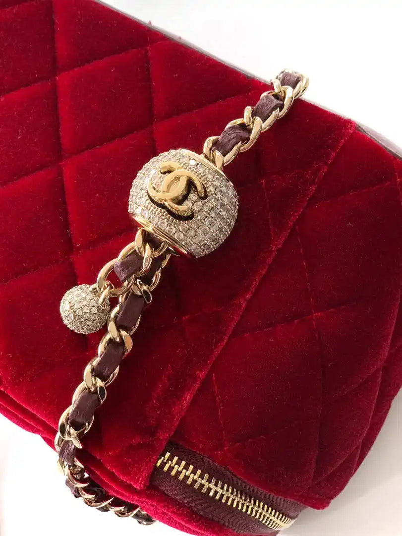 Chanel AP2303 Clutch With Chain in Brown Wine Red Diamant¨¦ & Gold-Tone Metal