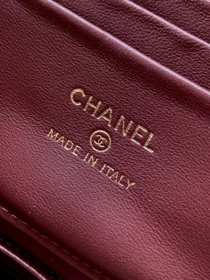 Chanel AP2303 Clutch With Chain in Brown Wine Red Diamant¨¦ & Gold-Tone Metal