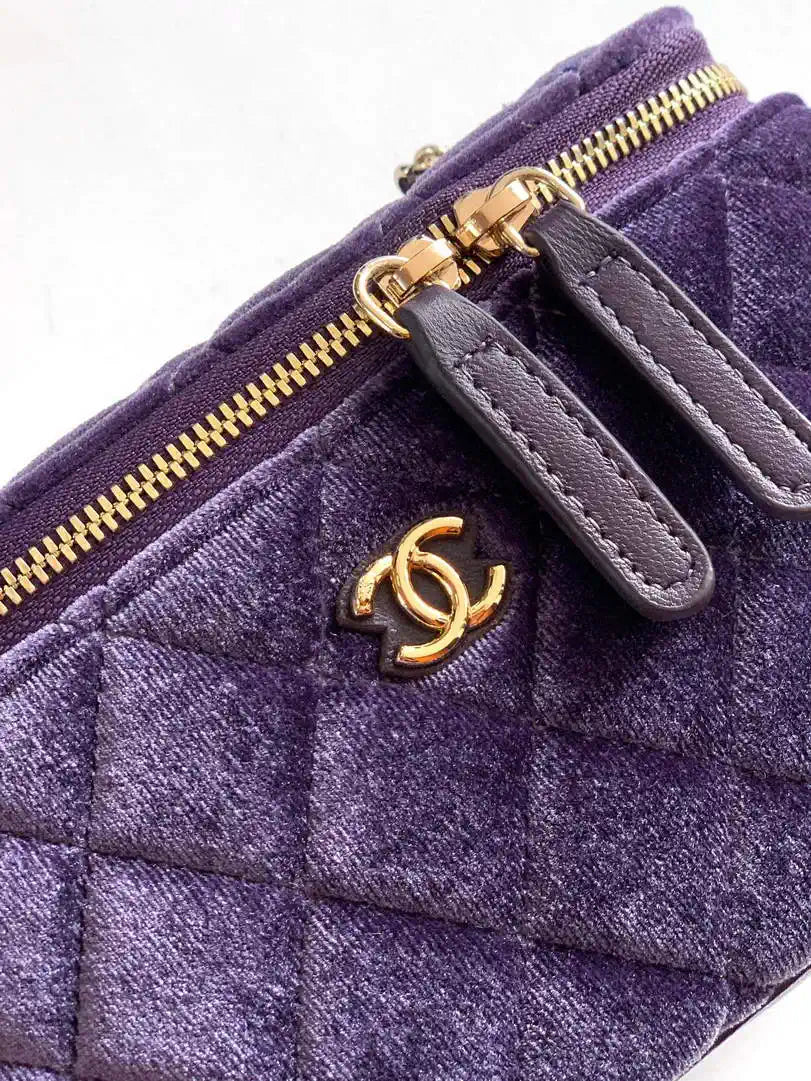 Chanel AP2303 Clutch With Chain in Purple Diamant¨¦ & Gold-Tone Metal
