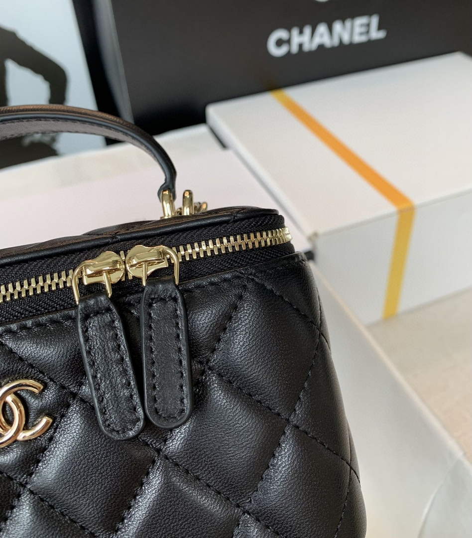 Chanel AP2550 Vanity with Chain Goatskin Black