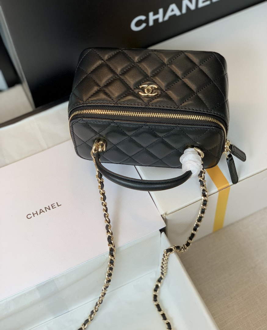Chanel AP2550 Vanity with Chain Goatskin Black
