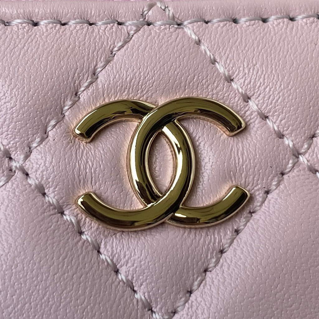 Chanel AP2581 Small Vanity with Chain lambskin Pink