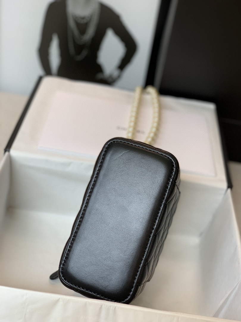 Chanel AP2582 Vanity with Chain lambskin Black - Default Title - View 7