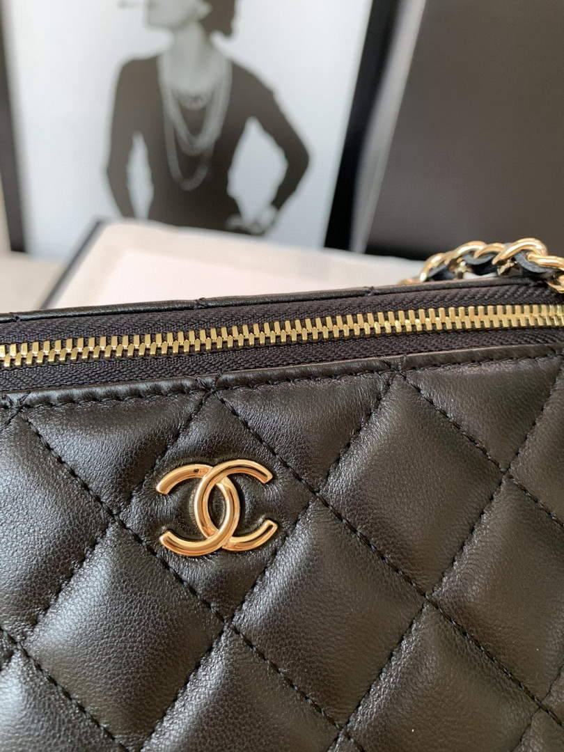 Chanel AP2582 Vanity with Chain lambskin Black