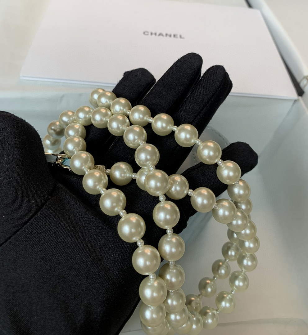 Chanel AP2582 Vanity with Chain lambskin Blue