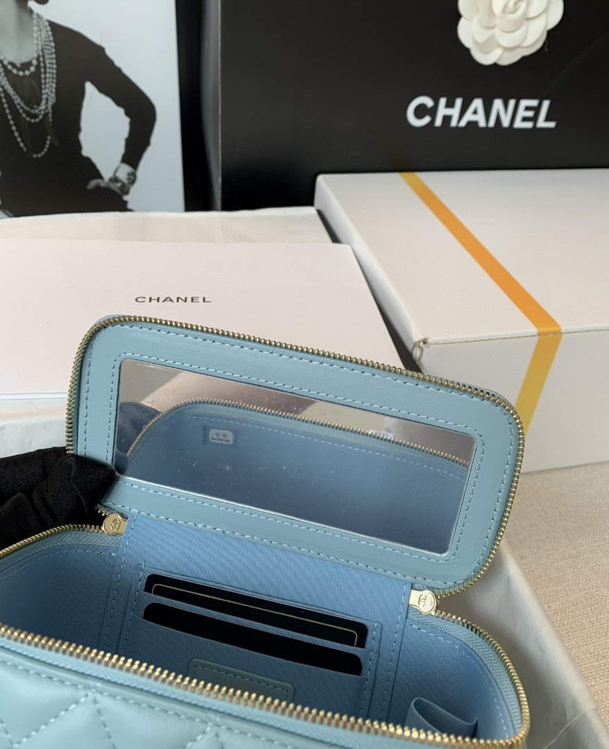 Chanel AP2582 Vanity with Chain lambskin Blue