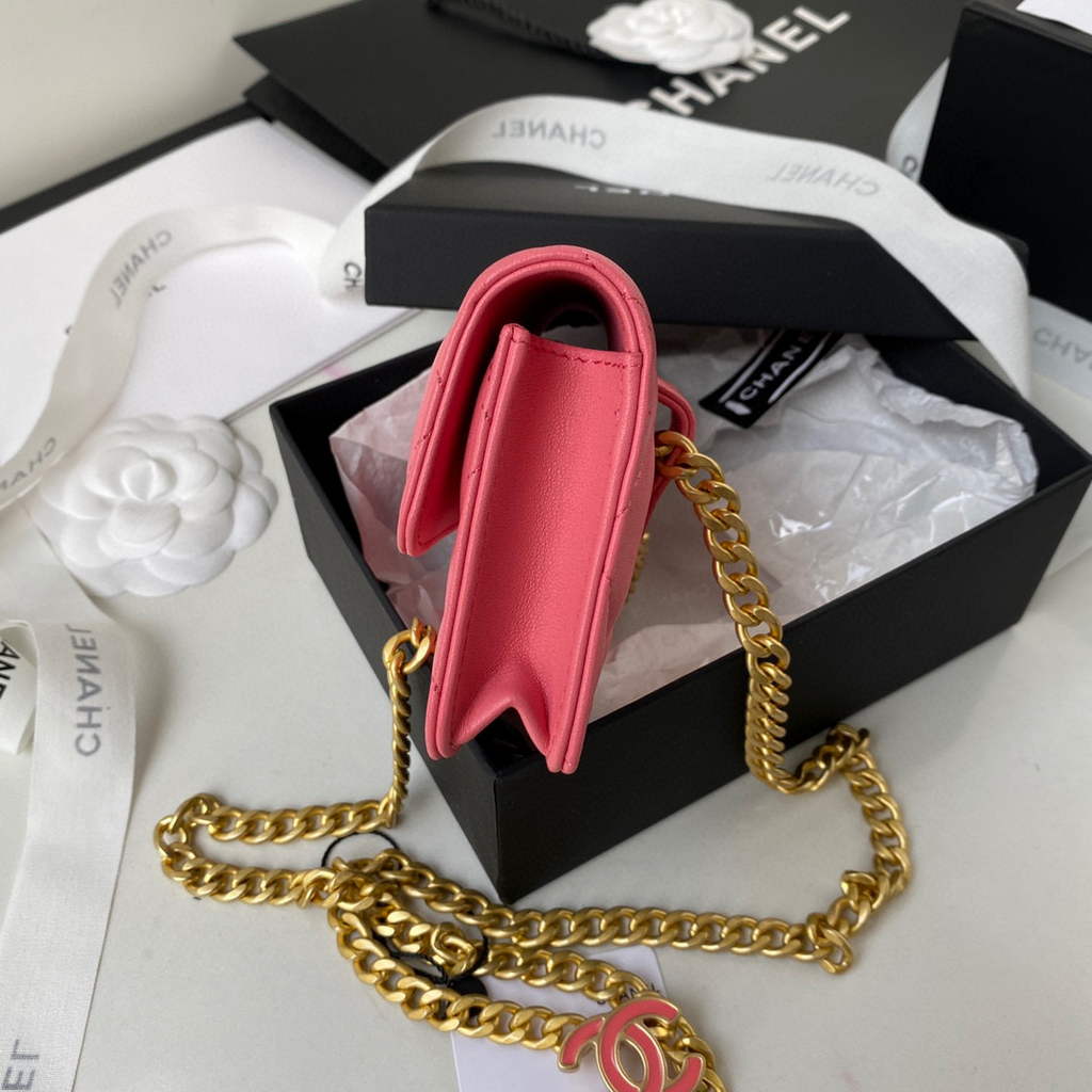 Chanel AP2635 Clutch With Chain Lambskin Pink