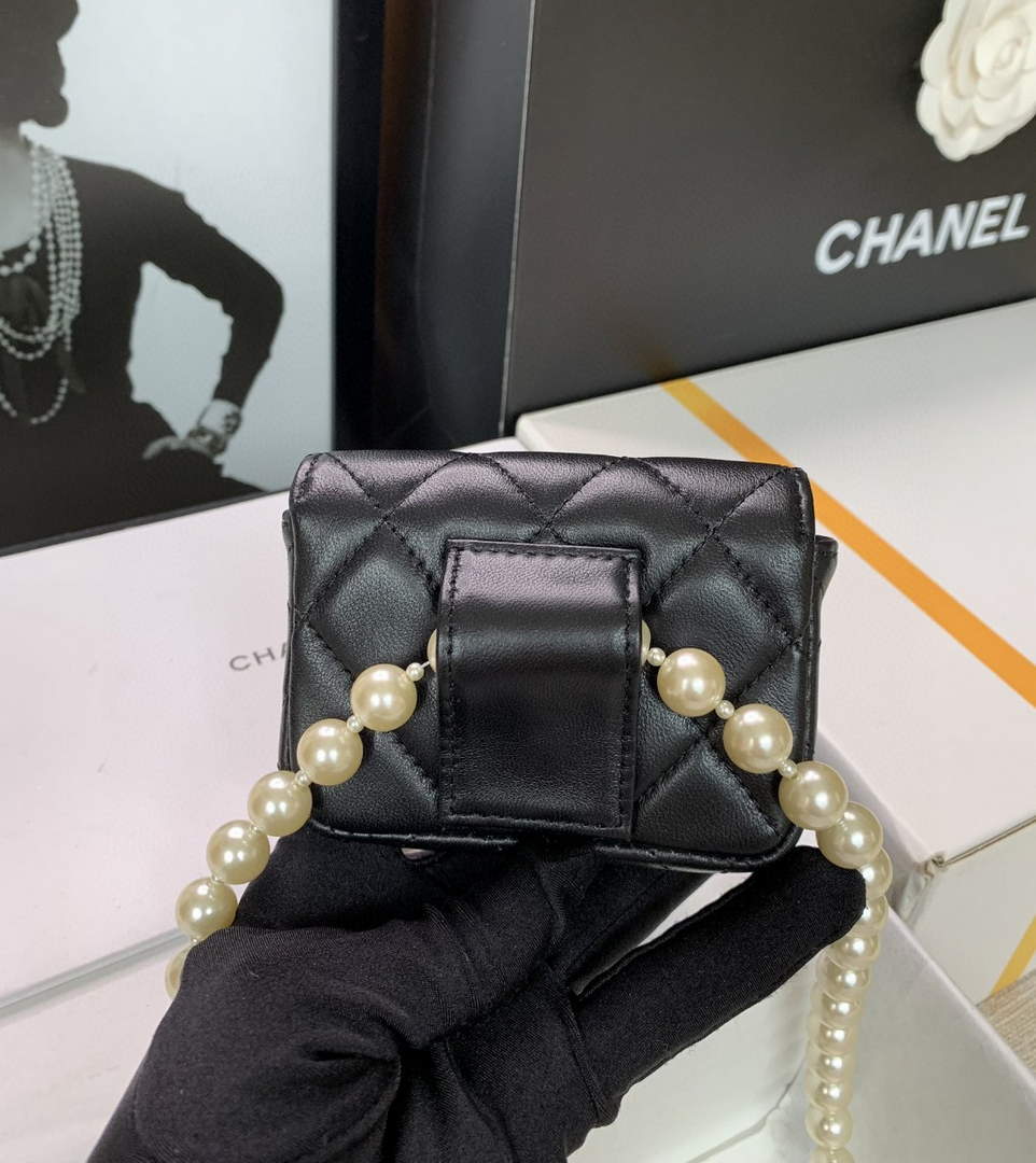 Chanel AP2654 Belt bag lambskin Imitation Pearls gold Black