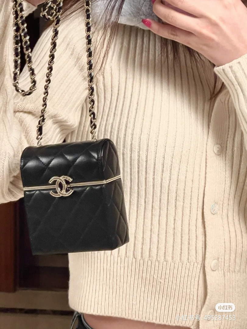 Chanel AP2656 Small box with chain lambskin Black