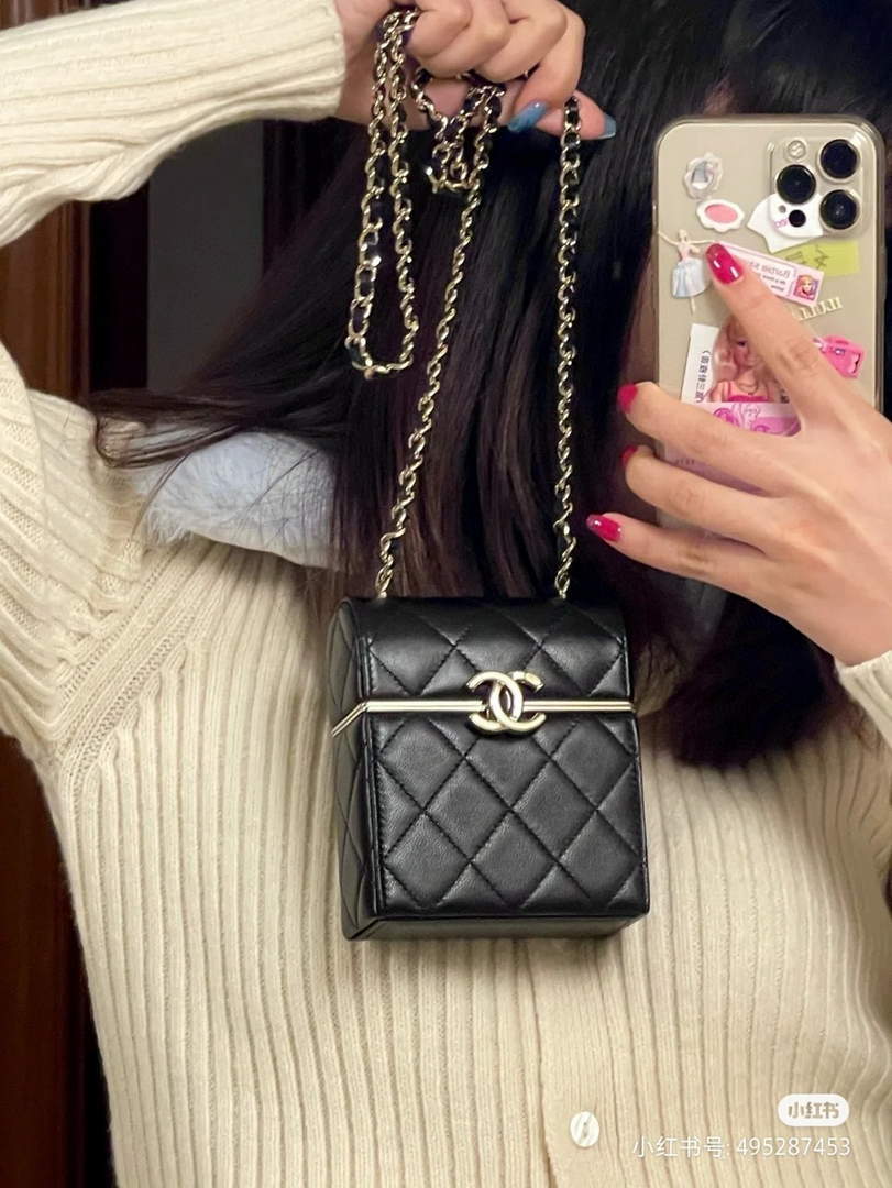 Chanel AP2656 Small box with chain lambskin Black - Default Title - View 5