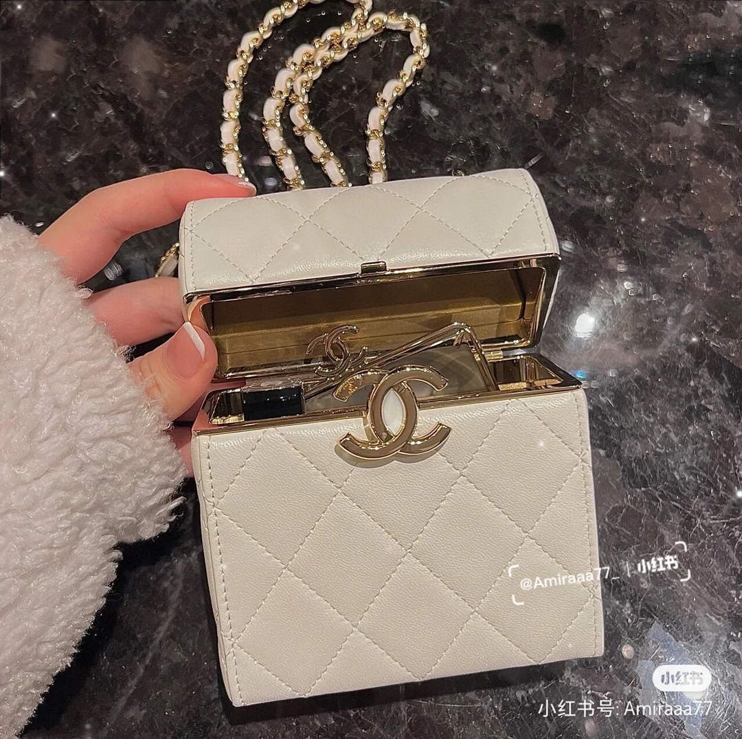 Chanel AP2656 Small box with chain lambskin White