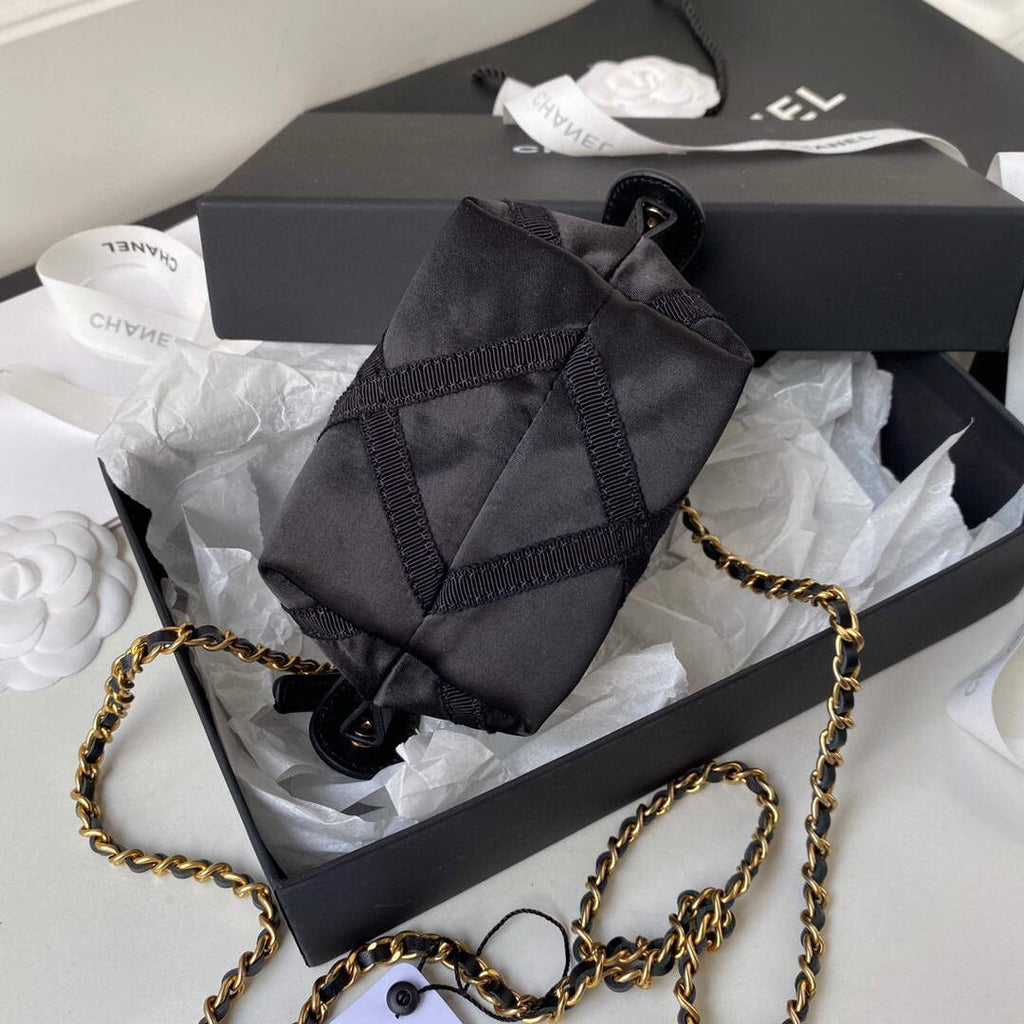 Chanel AP2669 Clutch with Chain Nylon Gros Grain Gold Black