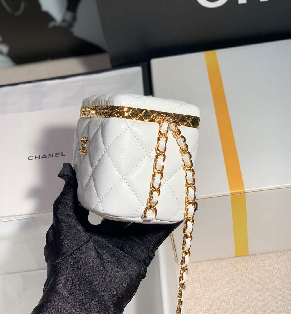 Chanel AP2717 Small Vanity With Chain Lambskin Gold White - Default Title - View 3