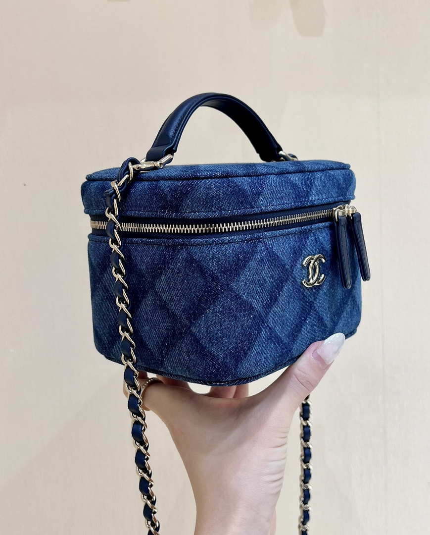 Chanel AP2718 Small Vanity With Chain Denim Blue - Default Title - View 2