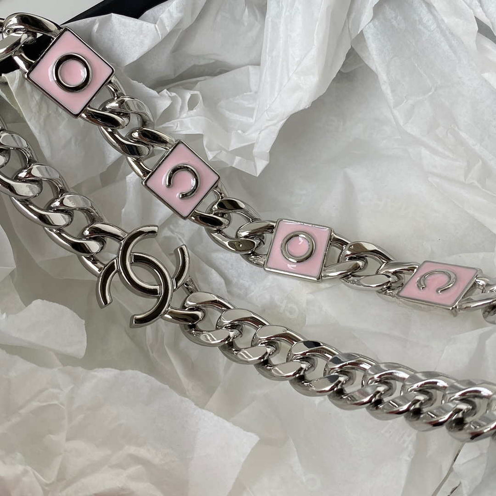 Chanel AP2718 Small Vanity With Chain Pink Lambskin