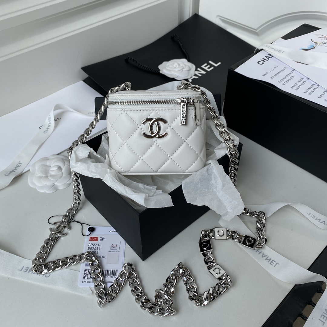Chanel AP2718 Small Vanity With Chain White Lambskin - Default Title - View 1