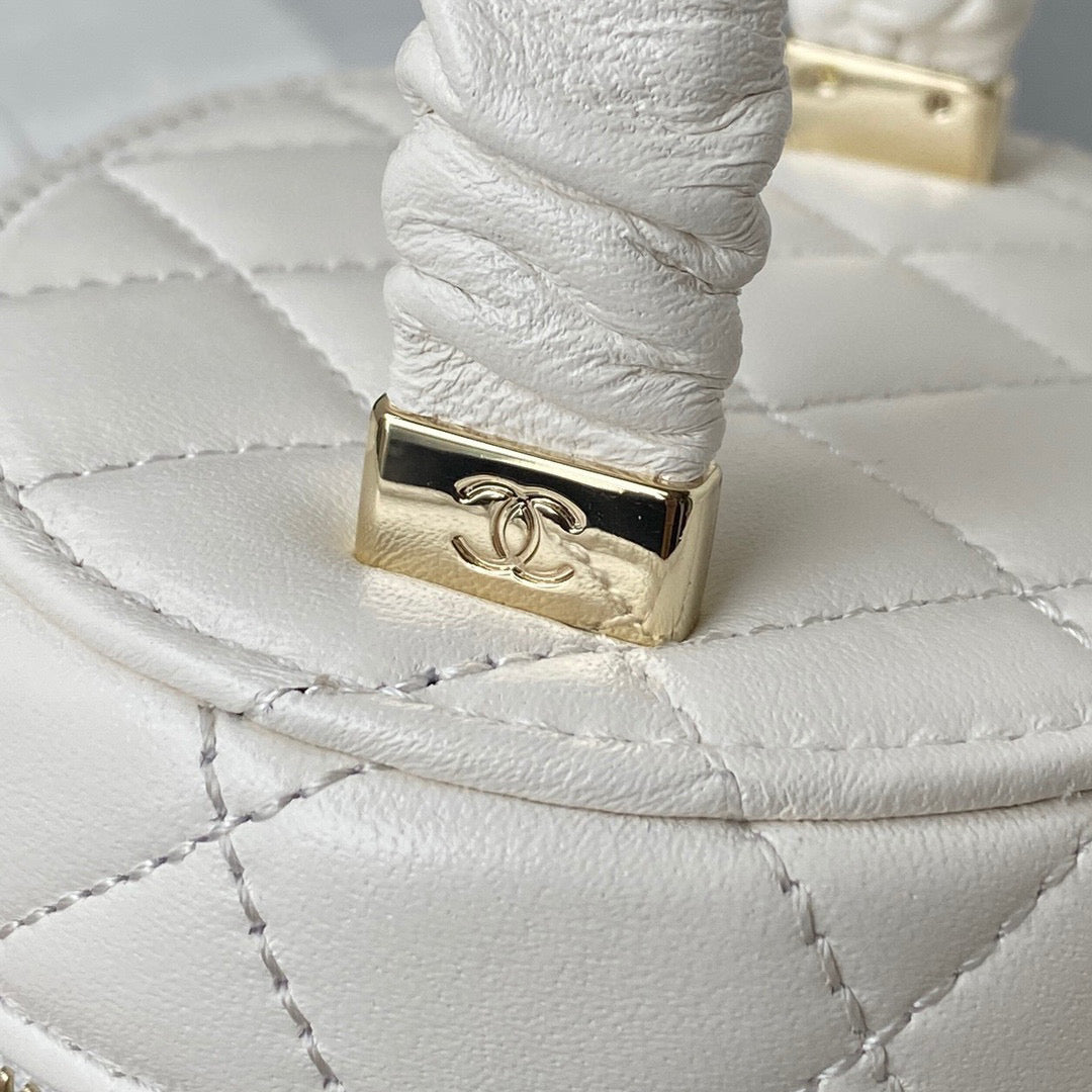 Chanel Vanity Case Lambskin AP2730 White - Default Title - View 9