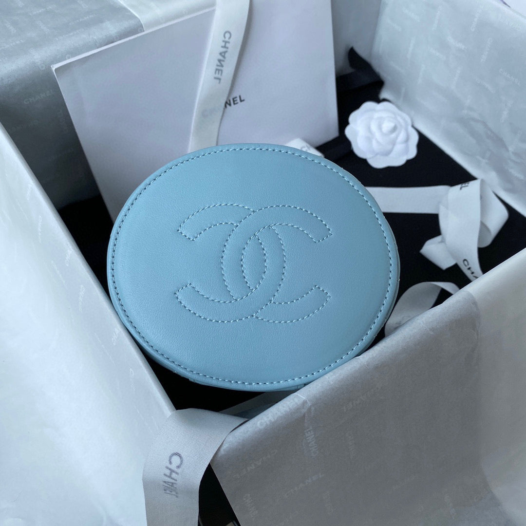 Chanel Vanity Case Lambskin AP2730 Blue