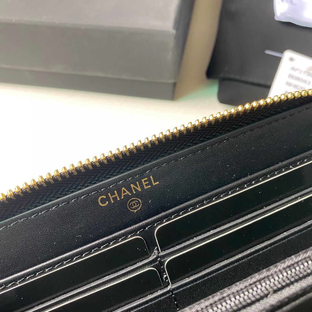 Chanel Flap Wallet Grained shiny calfskin AP2739 Black