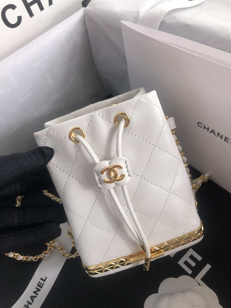 Chanel AP2750 Bucket Bag Shoulder Bag Lambskin White - Default Title - View 1