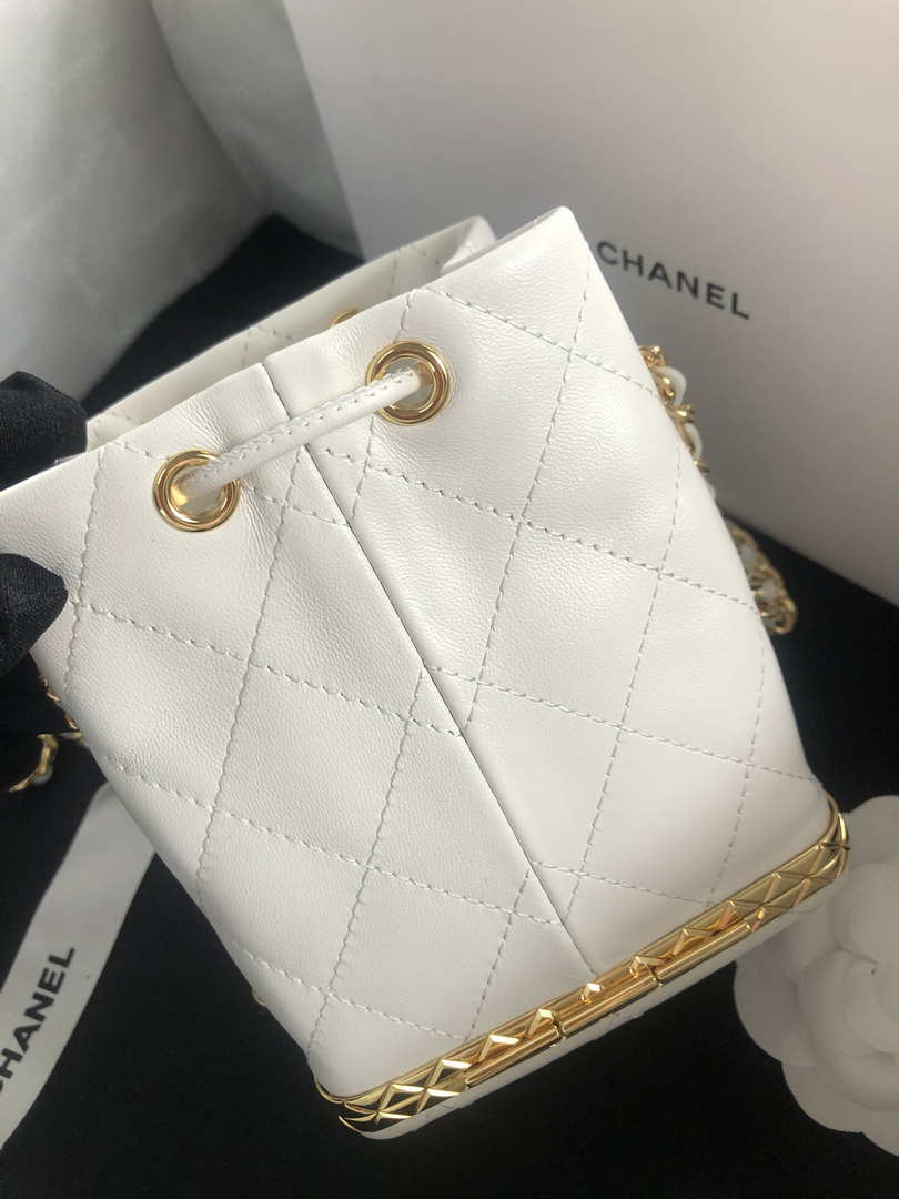 Chanel AP2750 Bucket Bag Shoulder Bag Lambskin White