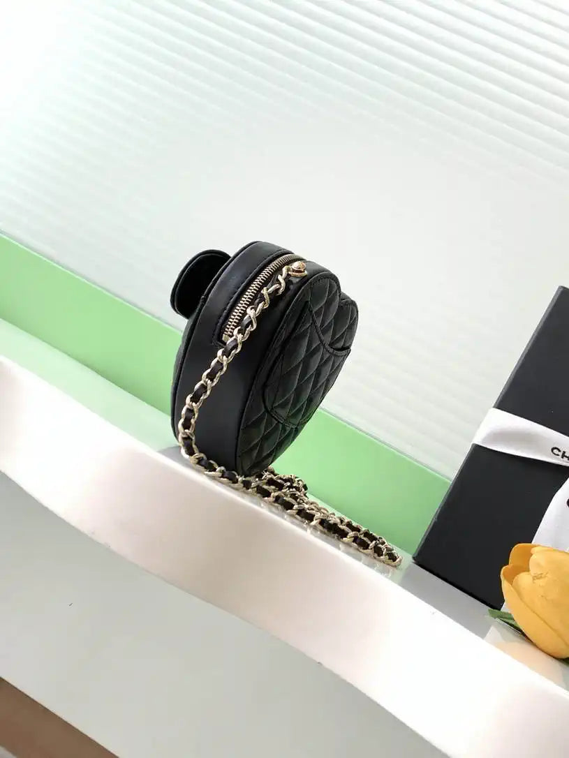 Chanel AP2784 Heart Clutch with Chain Lambskin Gold-Tone Metal