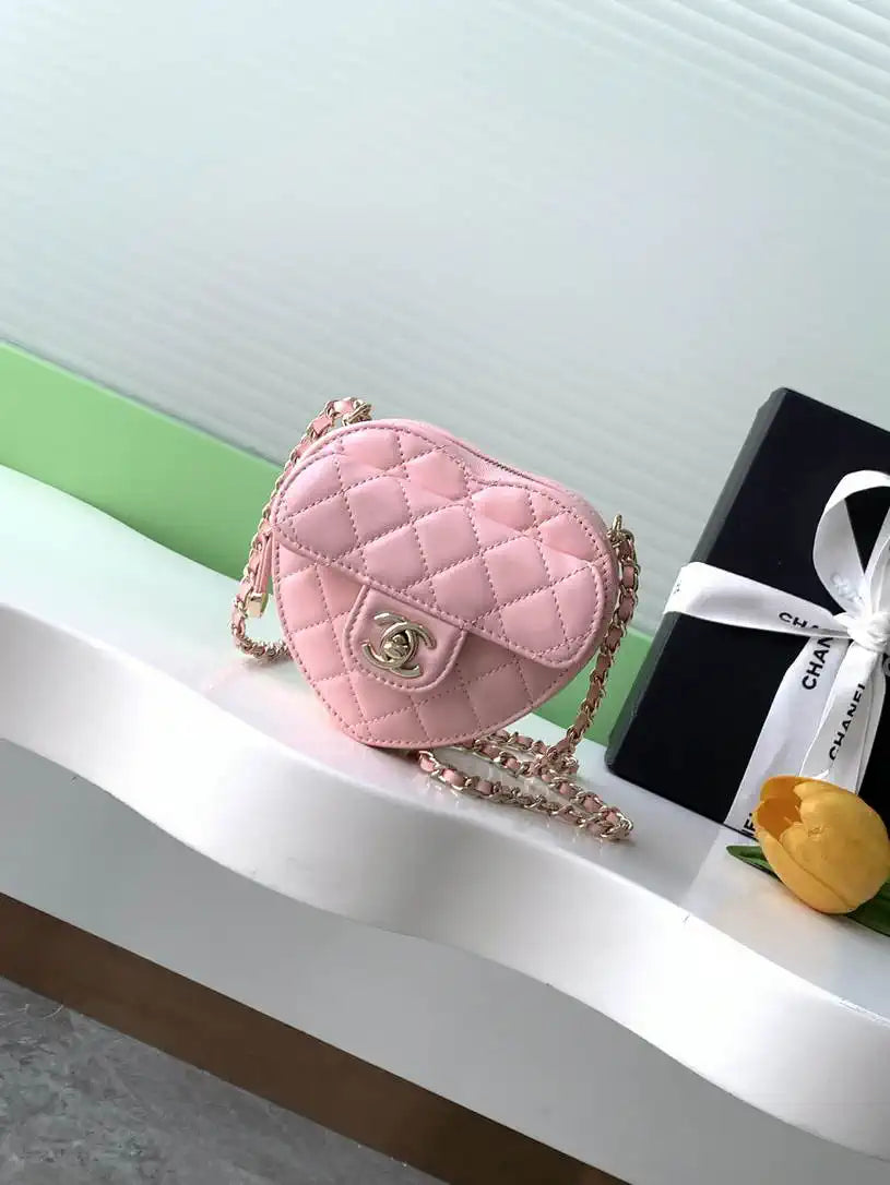 Chanel AP2784 Heart Clutch with Chain Lambskin Gold-Tone Metal