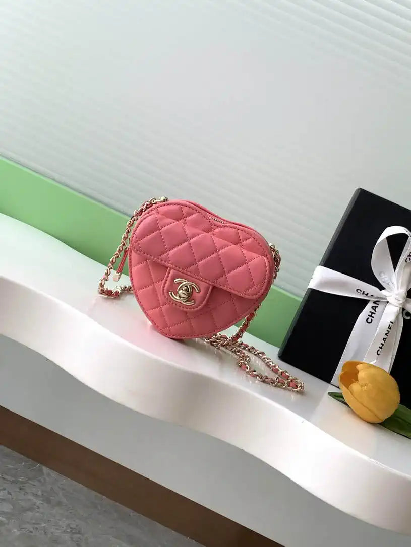 Chanel AP2784 Heart Clutch with Chain Lambskin Gold-Tone Metal
