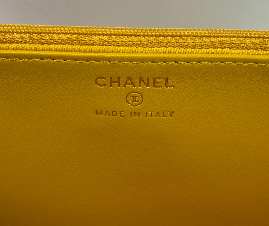 Chanel AP2844 Wallet on chain Lambskin bag with top handle Light gold Yellow