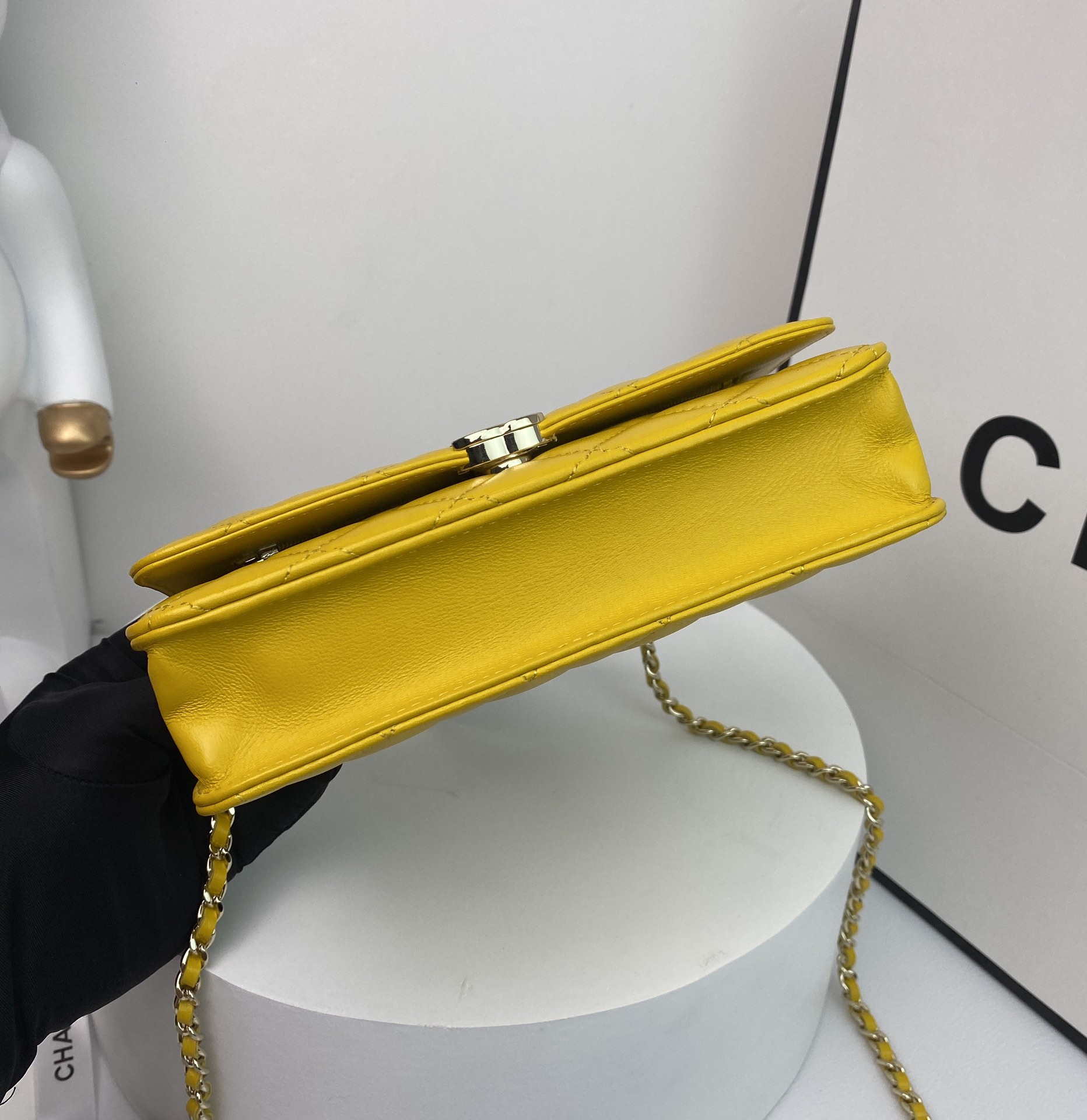 Chanel AP2844 Wallet on chain Lambskin bag with top handle Light gold Yellow
