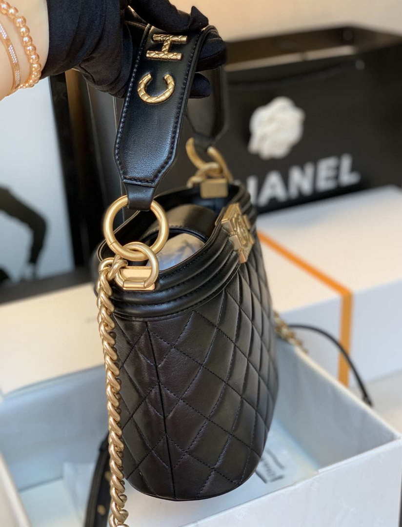 Chanel AP2902 Bucket Bag with Chain Chanel Lambskin Black - Default Title - View 3