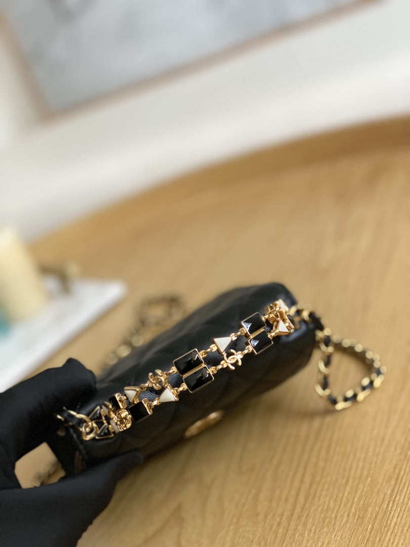 Chanel AP2944 Clutch with Chain Lambskin Black