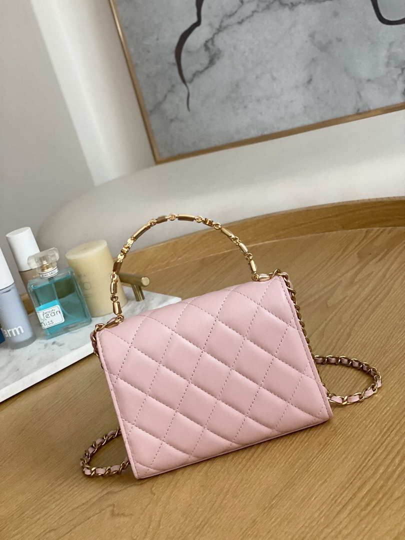 Chanel AP2944 Clutch with Chain Lambskin Light Pink