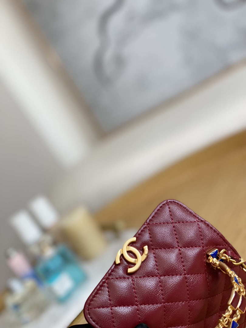 Chanel AP2944 Clutch with Chain Lambskin Wine Red - Default Title - View 4