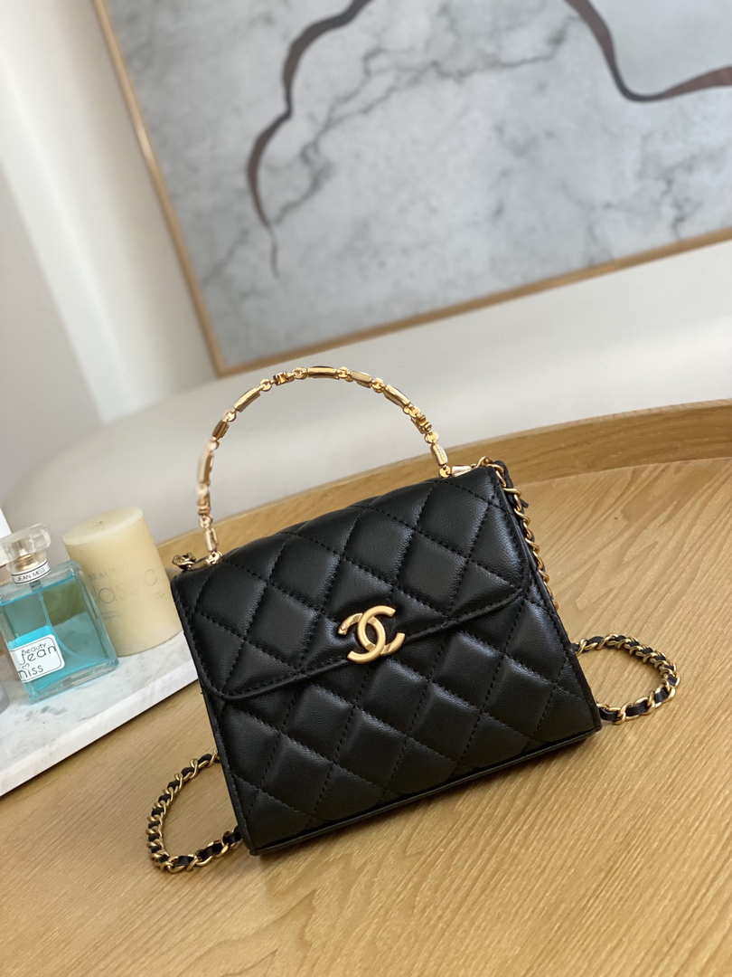 Chanel AP2945 Clutch with Chain Lambskin Black Gold - Default Title - View 1