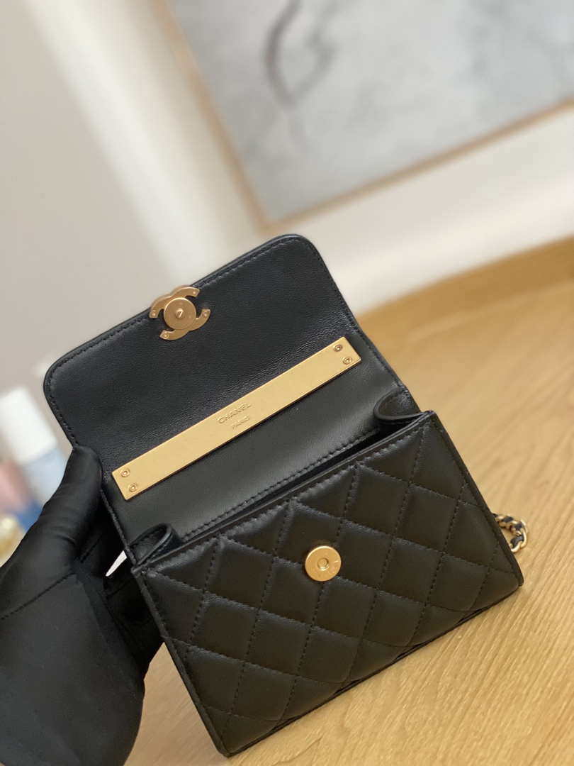 Chanel AP2945 Clutch with Chain Lambskin Black Gold - Default Title - View 7