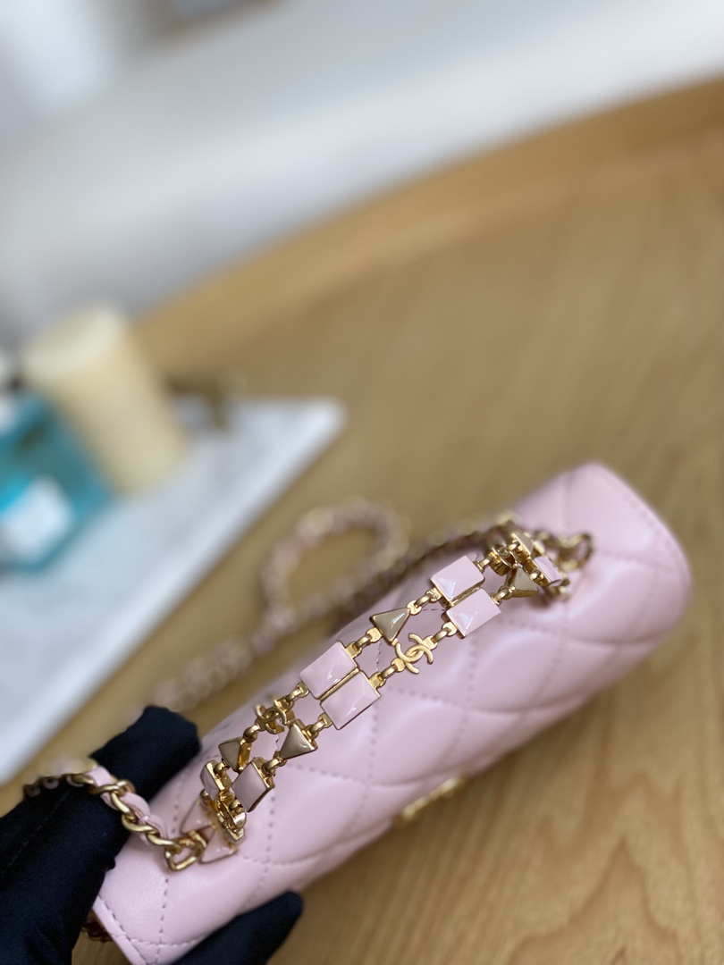 Chanel AP2946 Phone Holder Clutch with Chain Lambskin Pink - Default Title - View 4