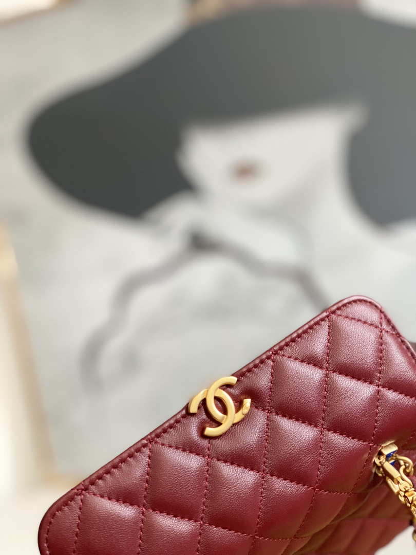 Chanel AP2946 Phone Holder Clutch with Chain Lambskin Wine Red - Default Title - View 4