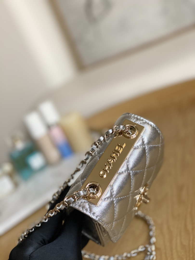 Chanel AP3020 Clutch with chain lambskin gold tone metal Sliver - Default Title - View 4